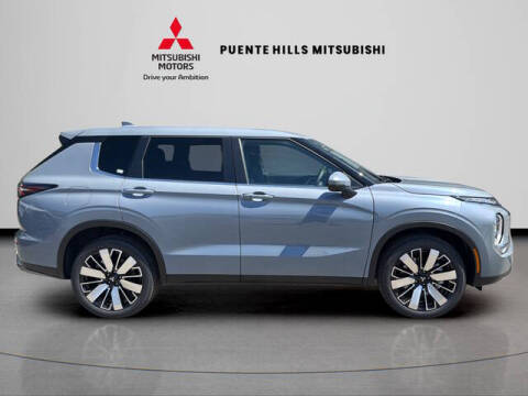 2026 Mitsubishi Outlander SE