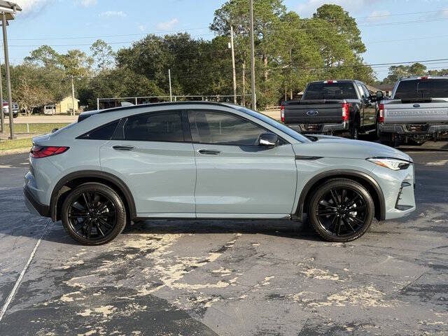 2022 Infiniti QX55 Essential