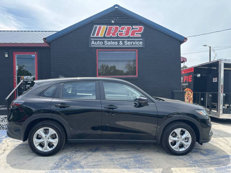 2025 Honda HR-V LX's photo