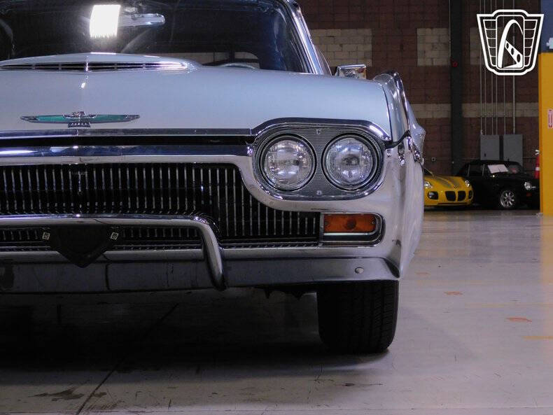 1963 Ford Thunderbird