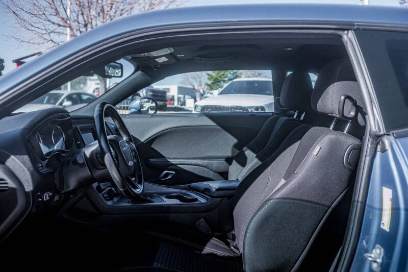 2023 Dodge Challenger SXT