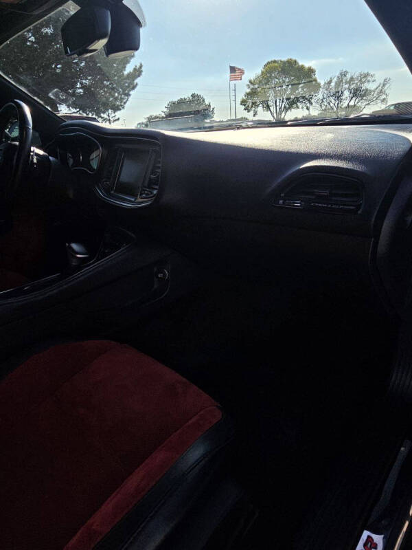 2016 Dodge Challenger R/T Scat Pack