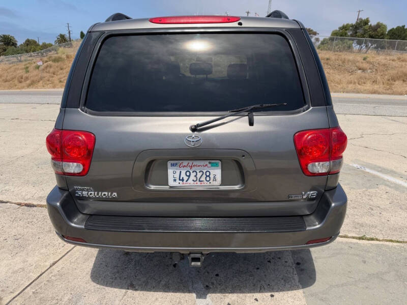 2006 Toyota Sequoia SR5