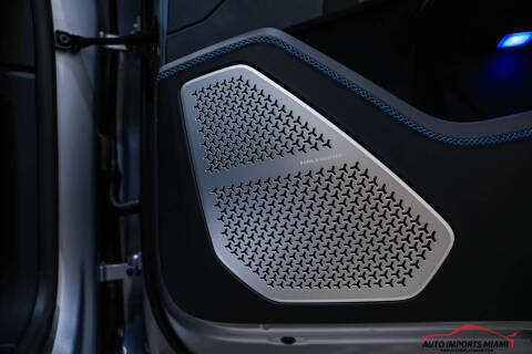 2025 Lamborghini Urus SE