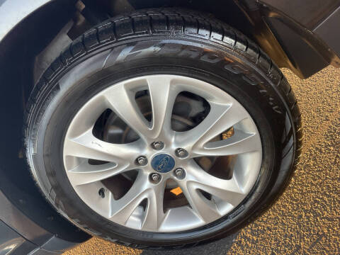 2011 Ford Taurus SEL