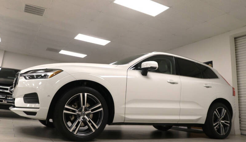 2019 Volvo XC60 T5 Momentum