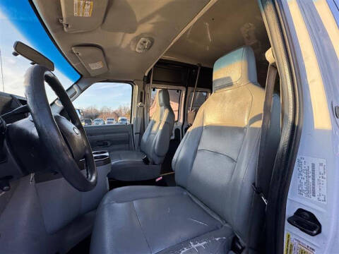 2014 Ford E-Series E-250