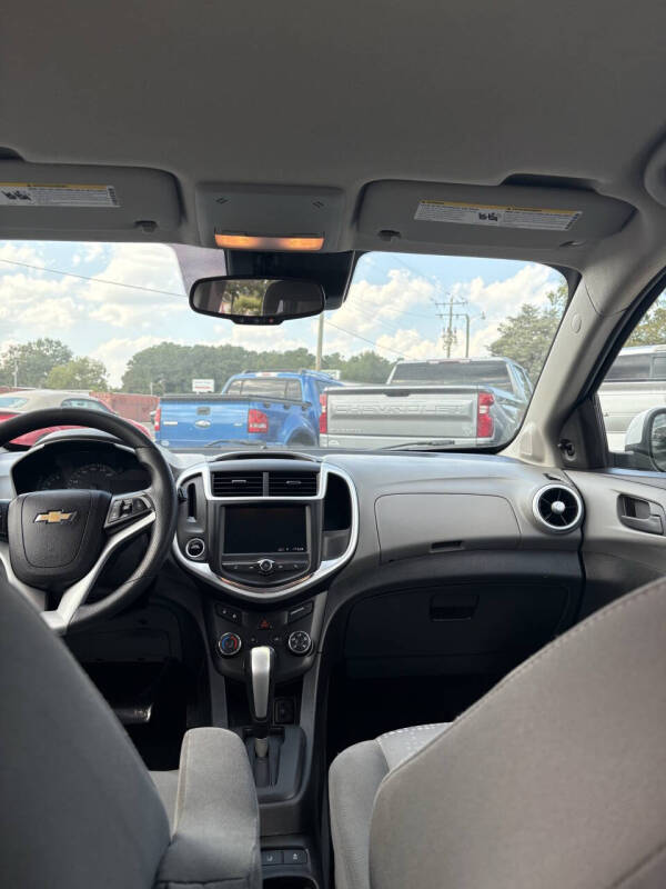 2020 Chevrolet Sonic LT