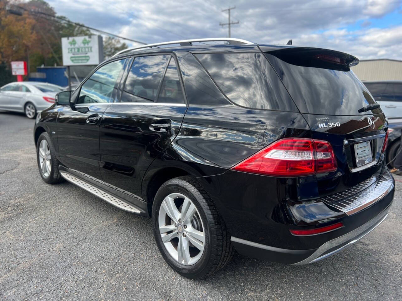 2012 Mercedes-Benz M-Class for sale at CarZone & Auto Brokers in Newport News, VA