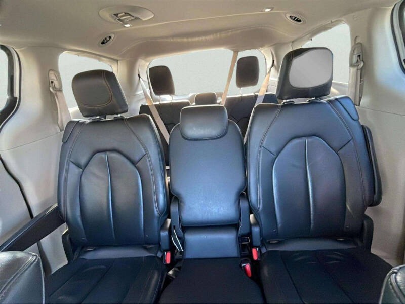 2018 Chrysler Pacifica Touring L Plus