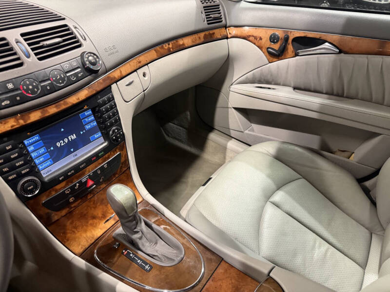 2004 Mercedes-Benz E-Class E 320