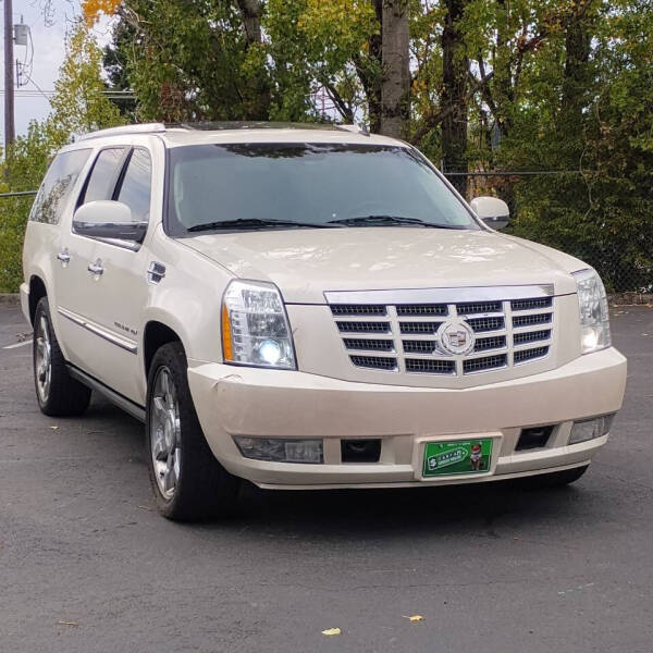 2011 Cadillac Escalade ESV Premium