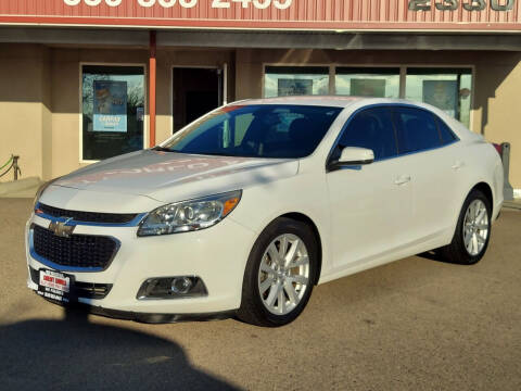 2014 Chevrolet Malibu for sale at Credit World Auto Sales in Fresno CA