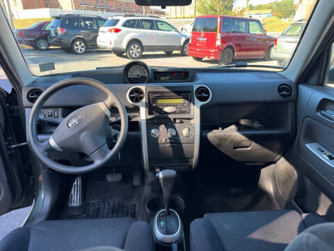 2005 Scion xB
