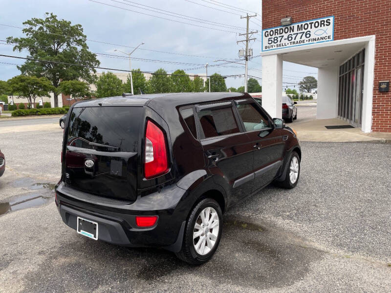 2012 Kia Soul +