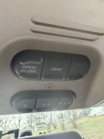 2005 Chrysler Pacifica Touring