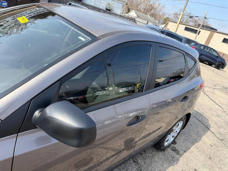 2011 Hyundai Tucson GL