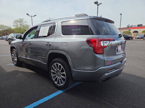 2021 GMC Acadia Denali