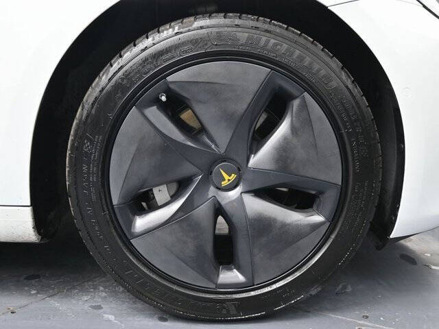 2019 Tesla Model 3 Mid Range