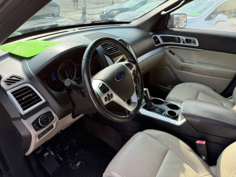 2013 Ford Explorer XLT