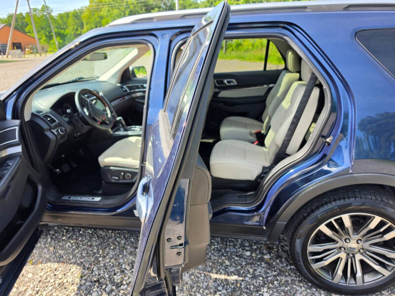 2017 Ford Explorer Platinum