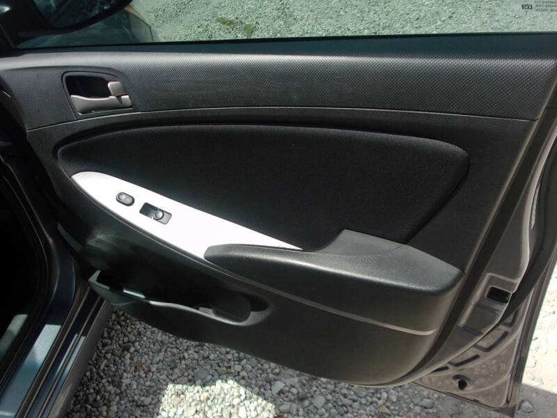 2015 Hyundai Accent GS