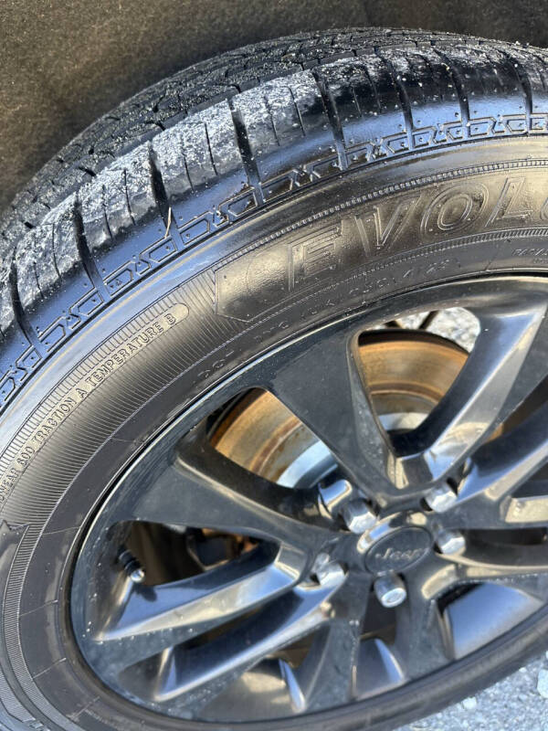 2018 Jeep Grand Cherokee Laredo E