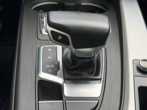 2017 Audi A4 2.0T quattro Premium Plus