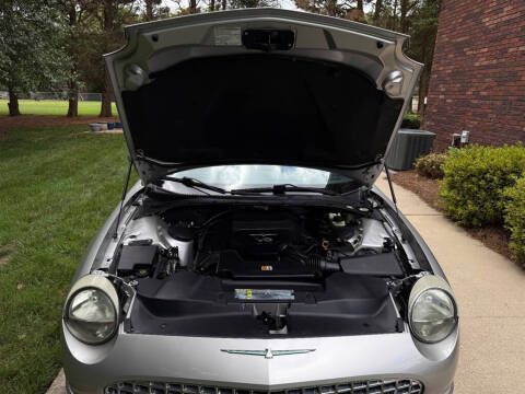 2005 Ford Thunderbird Deluxe