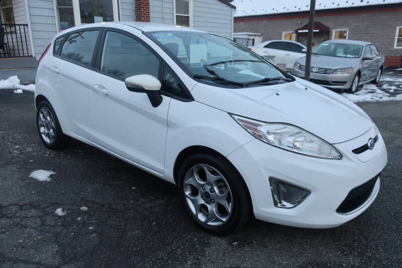 2011 Ford Fiesta SES