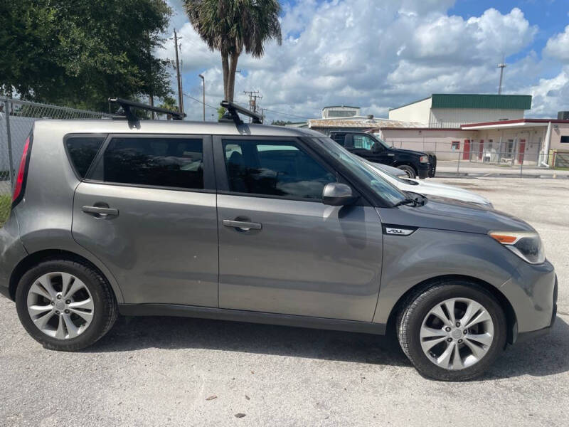 2015 Kia Soul +