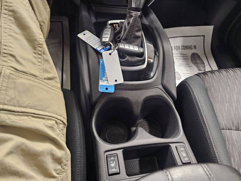 2019 Nissan Rogue SV