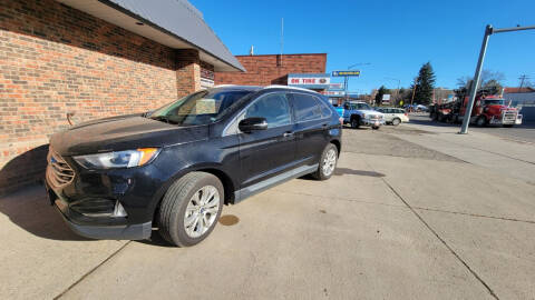 2020 Ford Edge Titanium