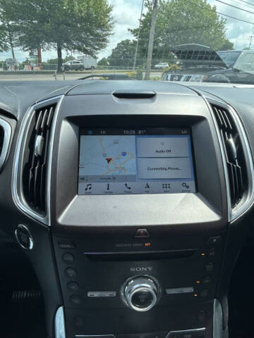 2017 Ford Edge Titanium