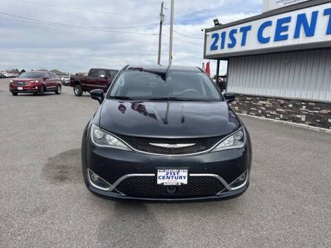 2020 Chrysler Pacifica Touring