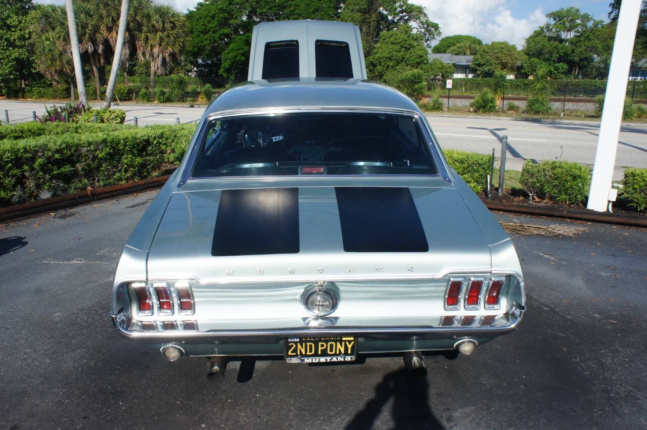 1967 Ford Mustang 28