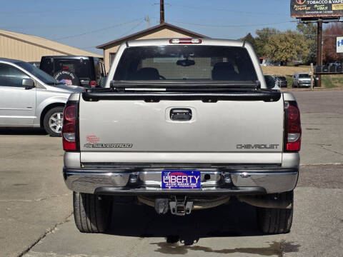 2004 Chevrolet Silverado 1500 LS