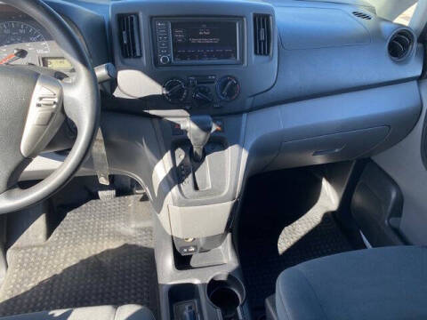 2020 Nissan NV200 SV