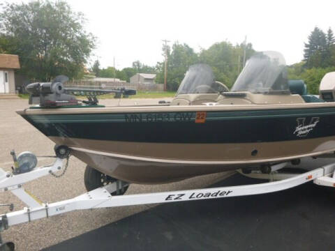 1996 LUND PRO V 1775