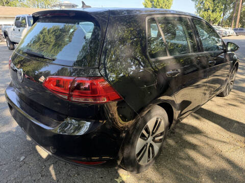 2016 Volkswagen e-Golf SE