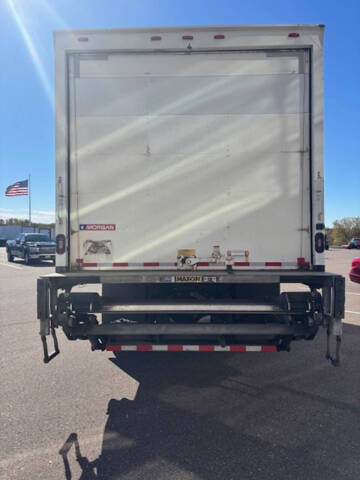 2019 Freightliner M2 106