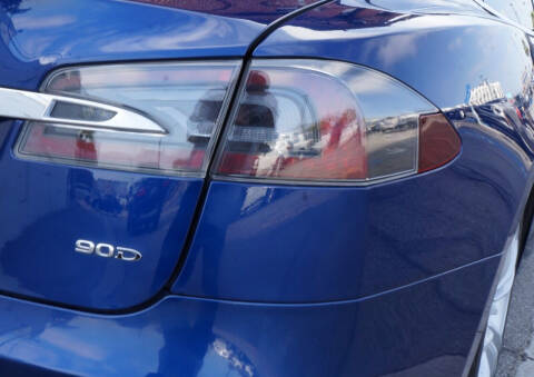 2016 Tesla Model S 90D