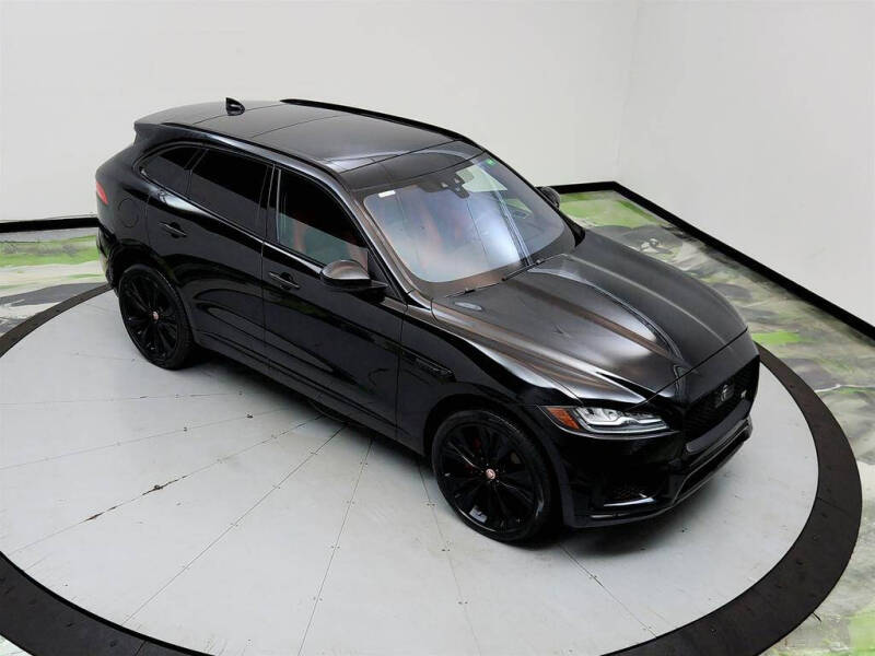 2019 Jaguar F-PACE S