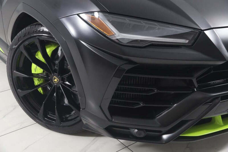 2022 Lamborghini Urus