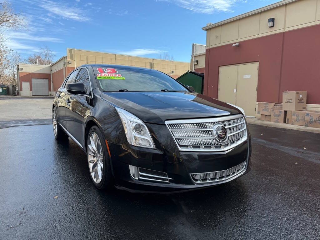 2013 Cadillac XTS for sale at Deals & Trades in Aurora, IL