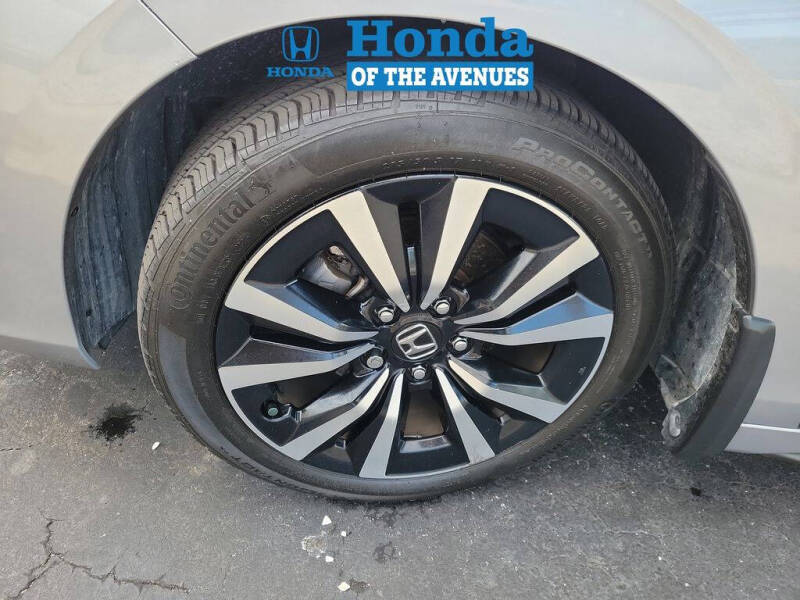 2022 Honda Civic EX-L