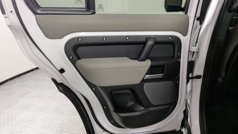 2020 Land Rover Defender 110 S