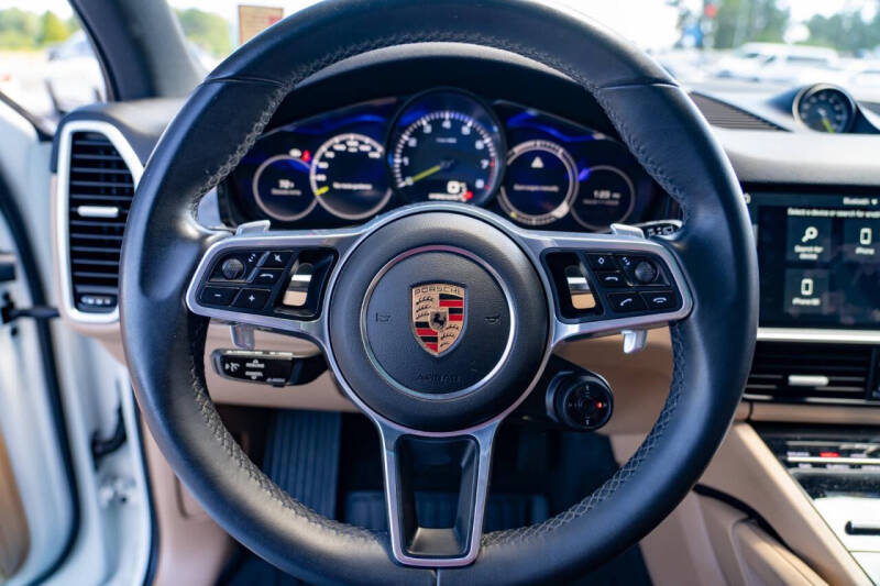 2019 Porsche Cayenne E-Hybrid