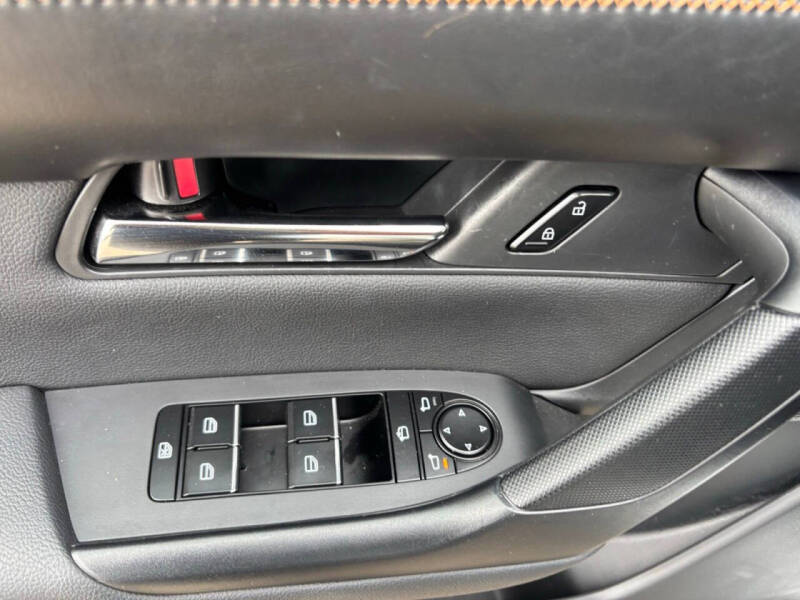 2025 Mazda CX-50 2.5 S Premium Plus