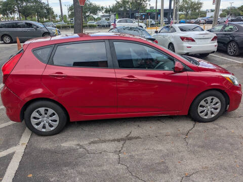 2017 Hyundai Accent SE